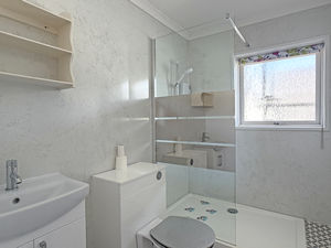Photo 9- click for photo gallery